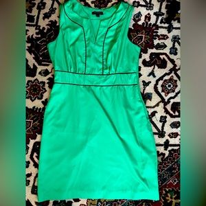 Kelly green Banana Republic shift dress, Size 10
